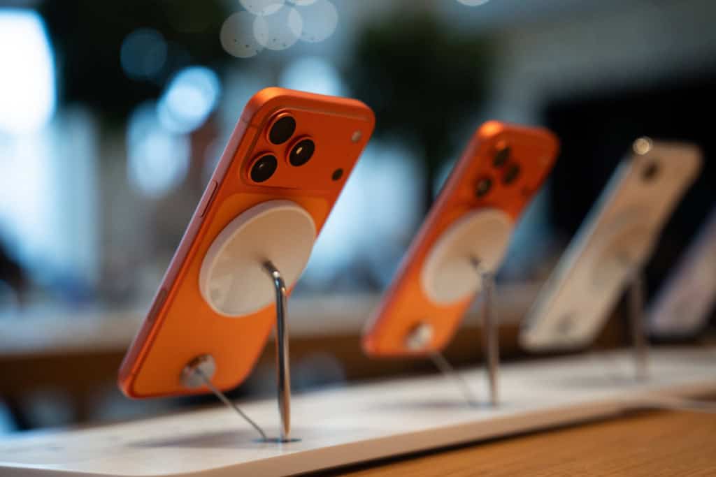 Os novos iPhone 18 Pro e Pro Max chegam equipados com o chip A20 fabricado em litografia de 2 nanômetros. – Imagem: Ononymous Phtographer/Shutterstock