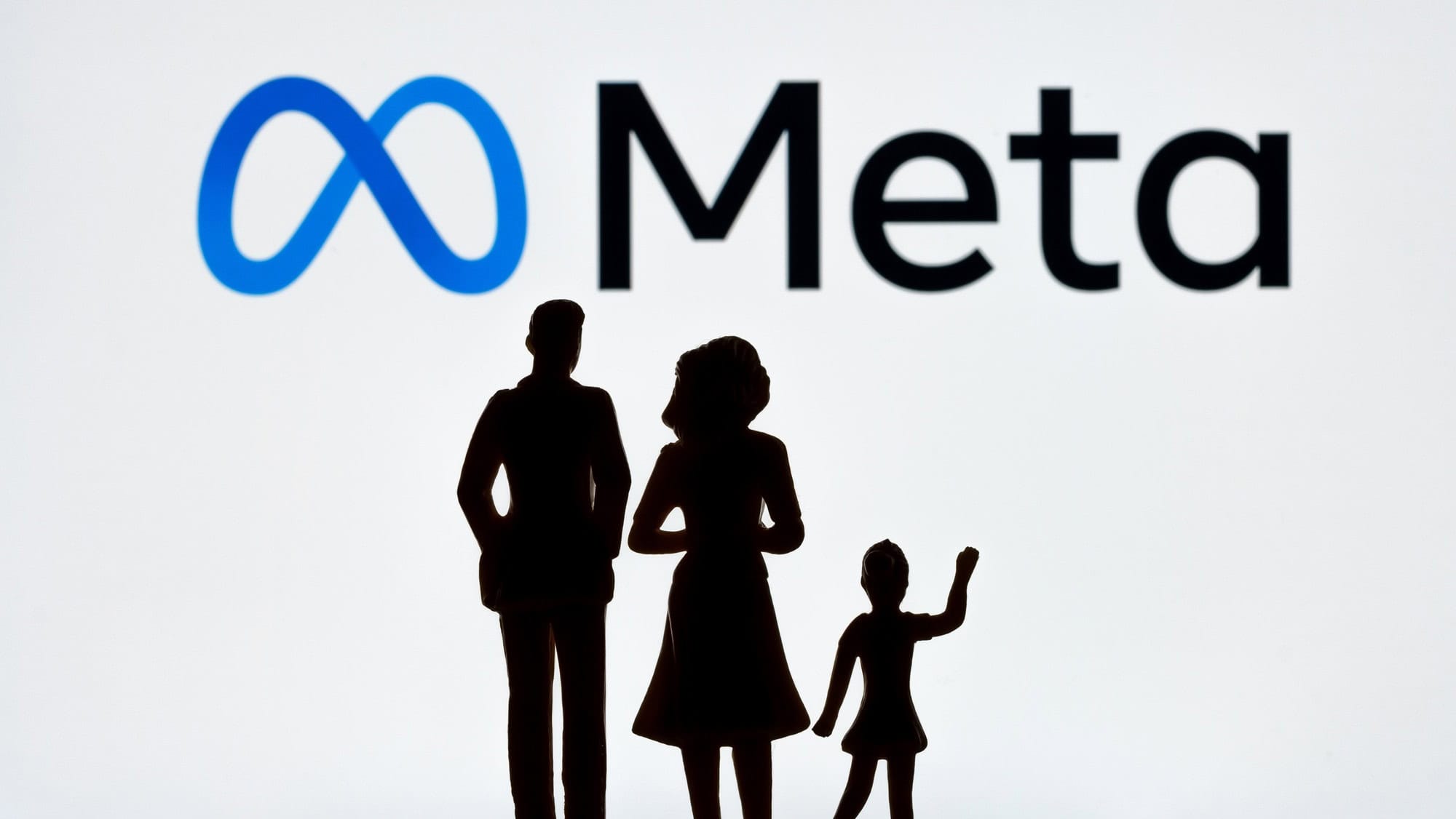 MPT processa Meta em R$ 50 milhões por assédio eleitoral nas redes sociais